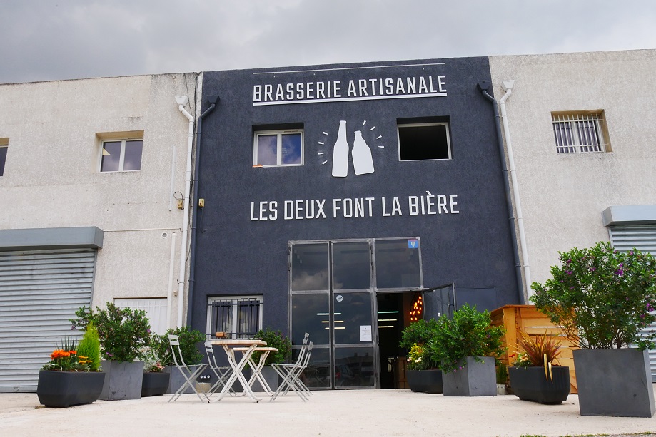 Les deux font la bière